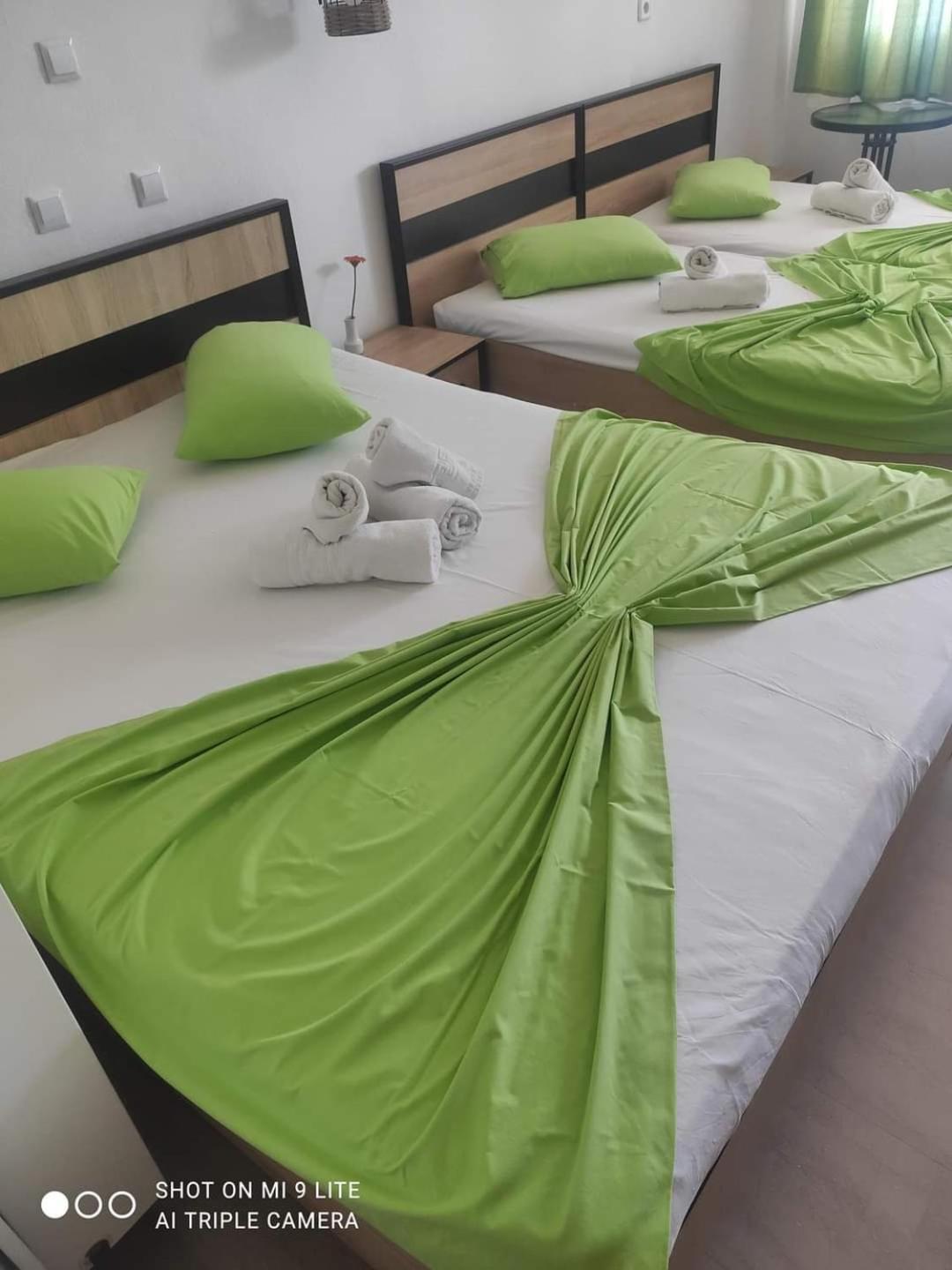Guesthouse Zografia Врасна Екстериор снимка