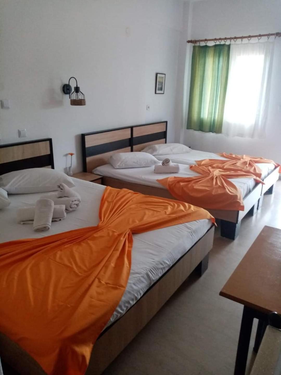 Guesthouse Zografia Врасна Екстериор снимка
