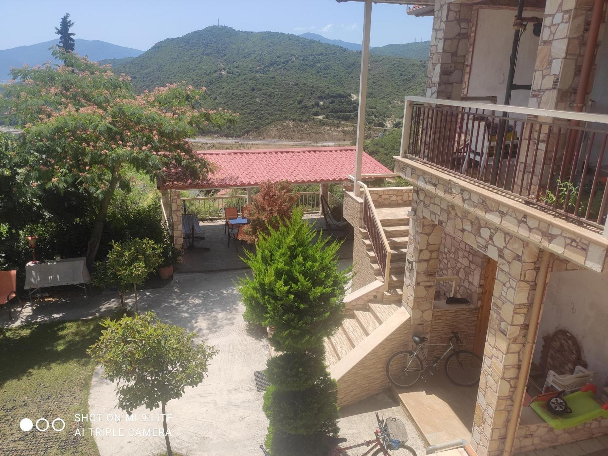Guesthouse Zografia Врасна Екстериор снимка