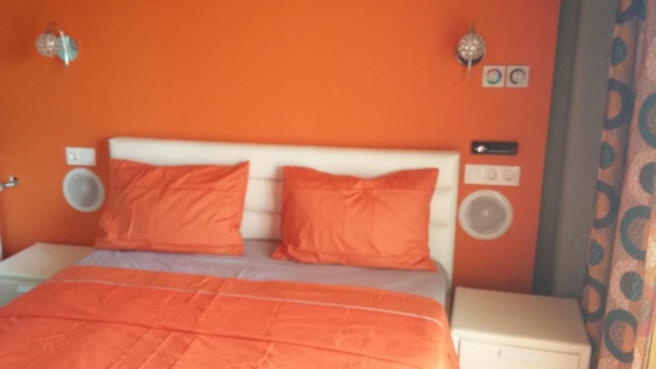 Guesthouse Zografia Врасна Екстериор снимка