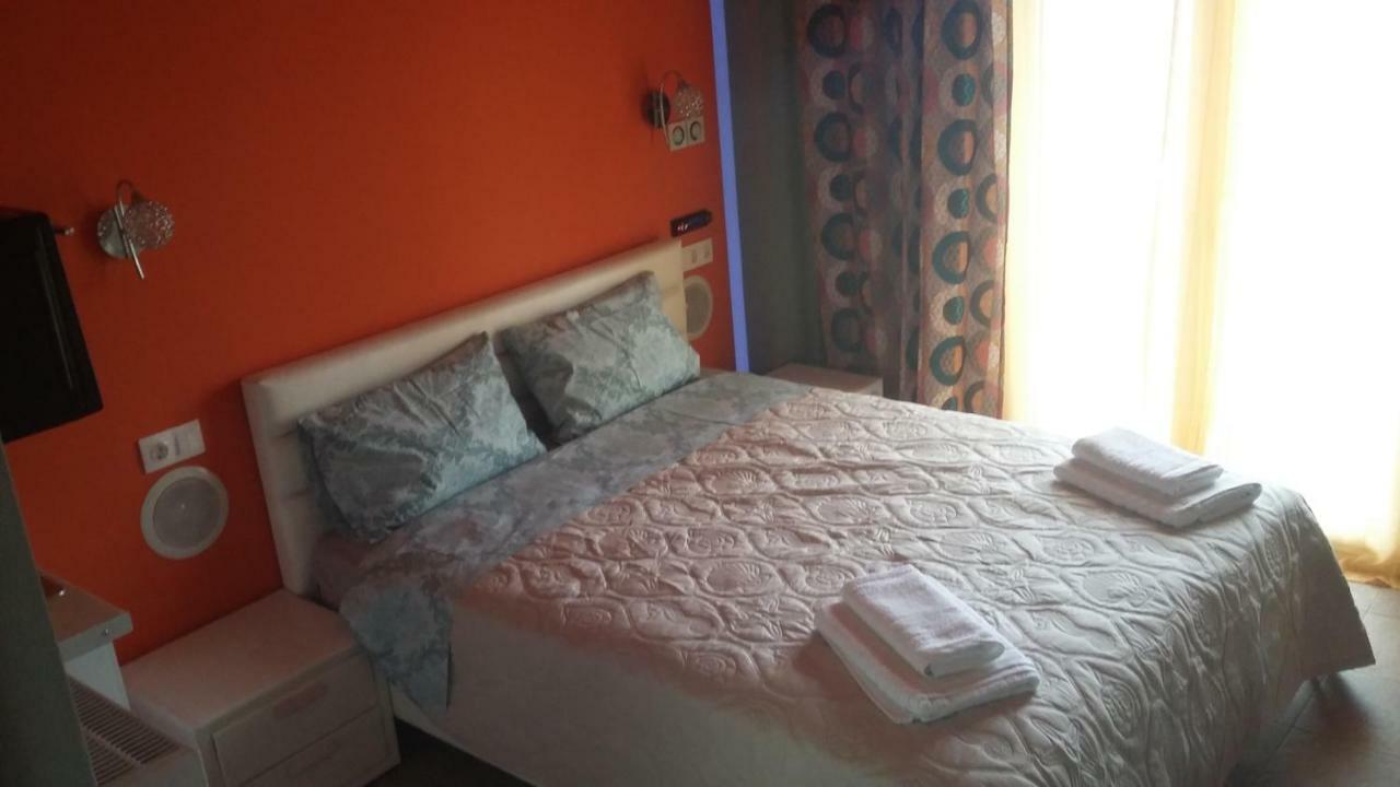 Guesthouse Zografia Врасна Екстериор снимка