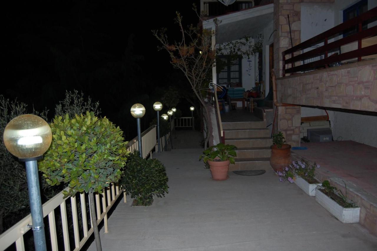 Guesthouse Zografia Врасна Екстериор снимка